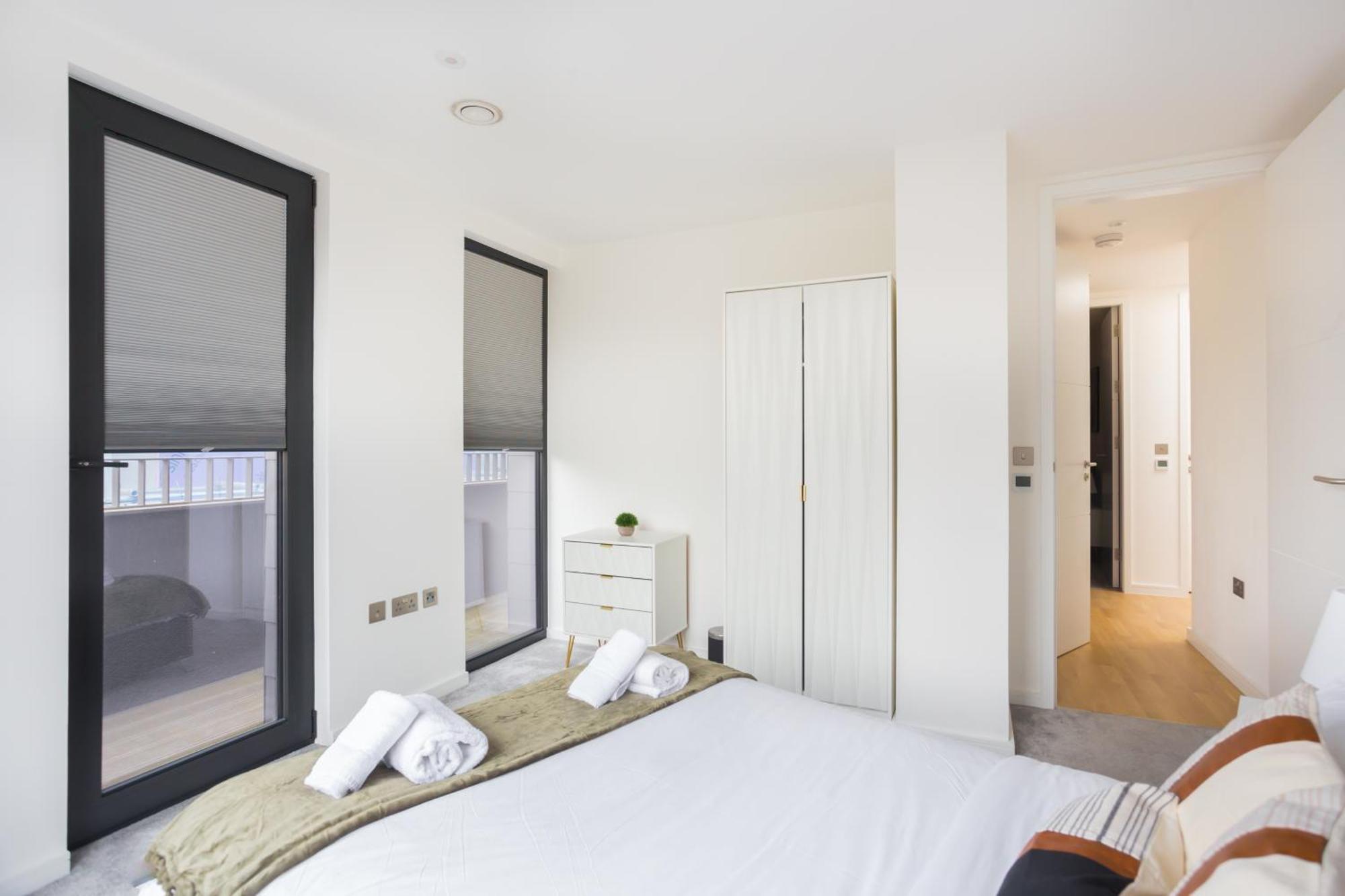 The Vale - Luxury Apartments Лондон Экстерьер фото