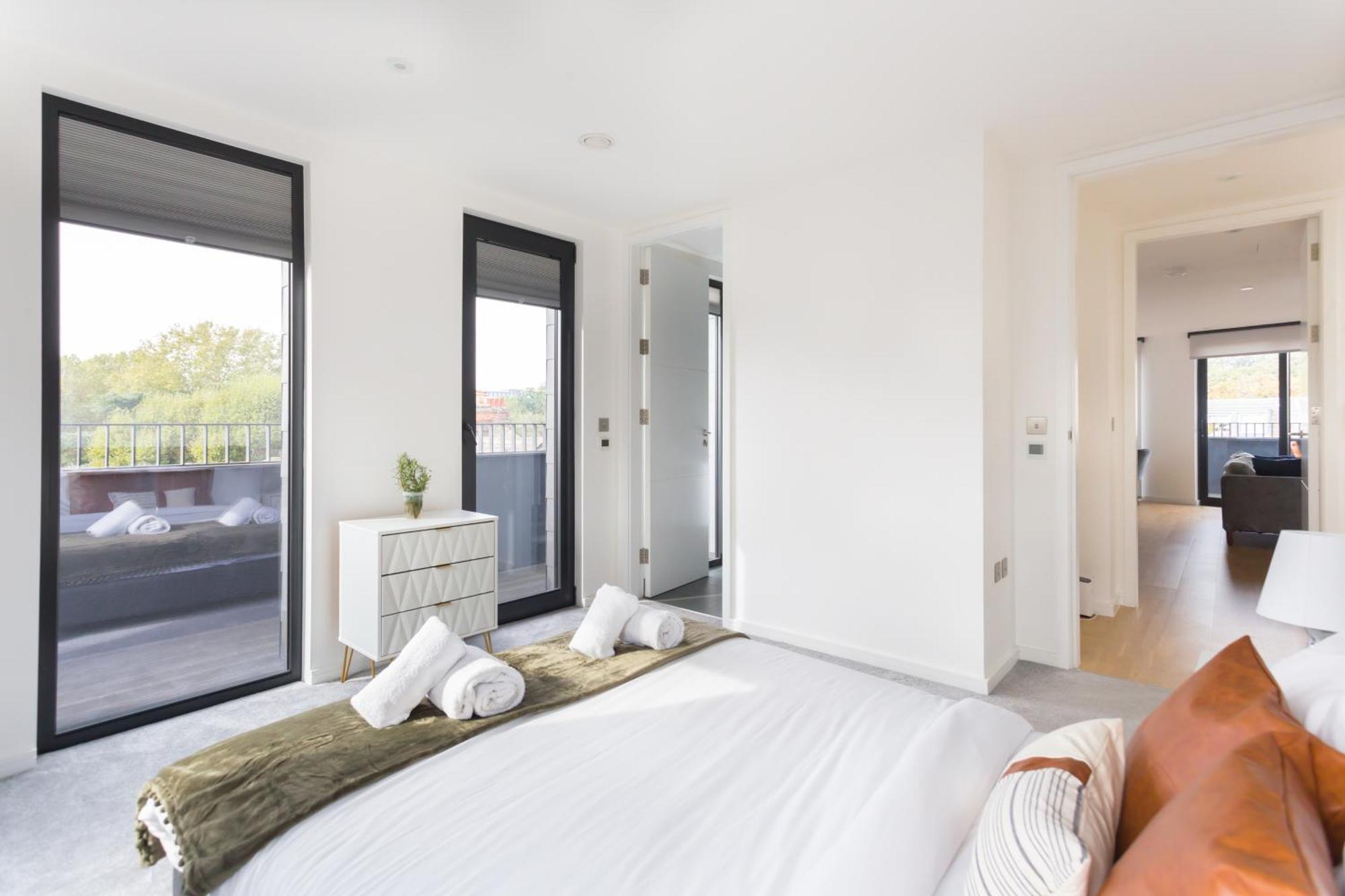 The Vale - Luxury Apartments Лондон Экстерьер фото