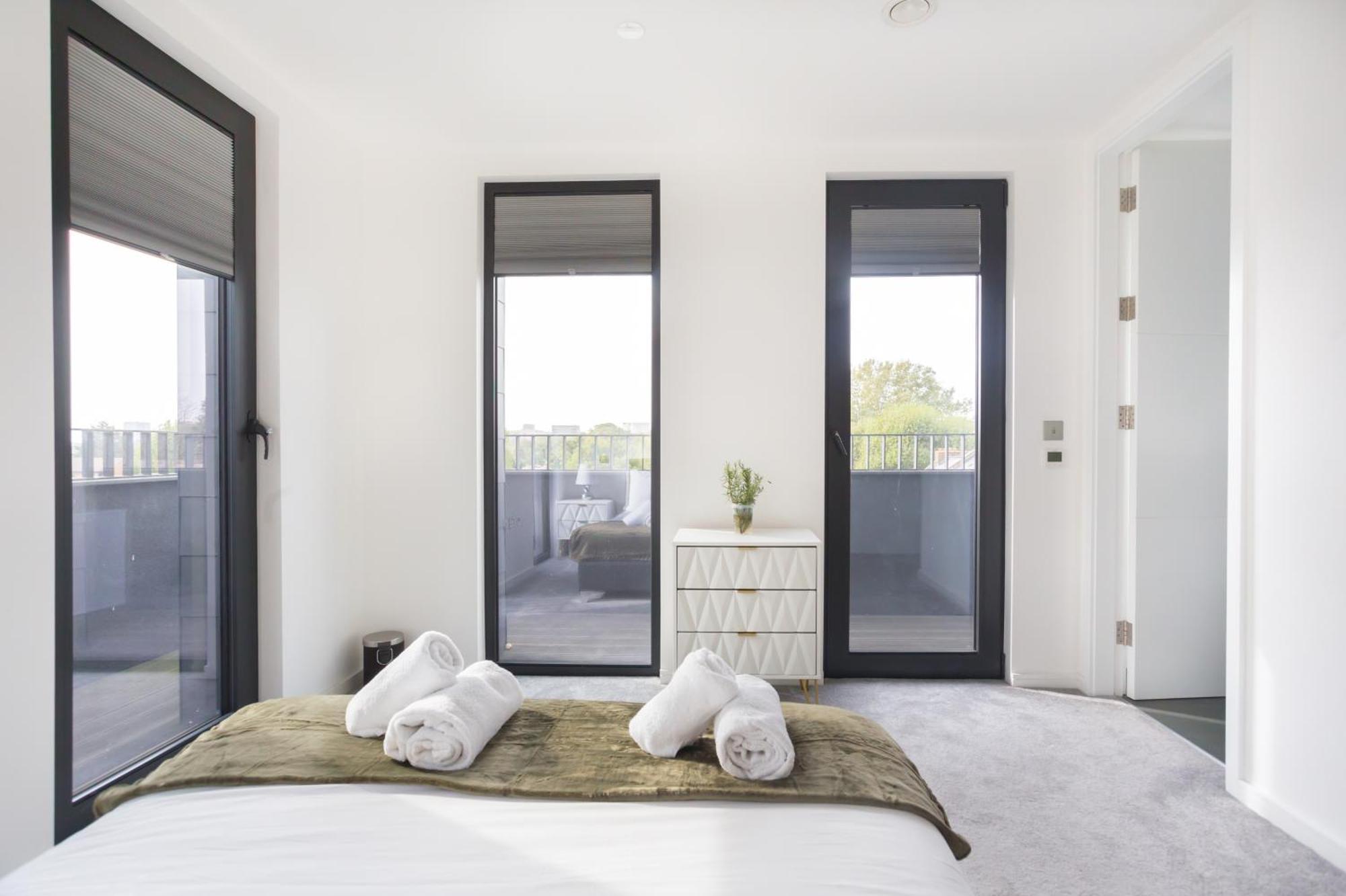 The Vale - Luxury Apartments Лондон Экстерьер фото
