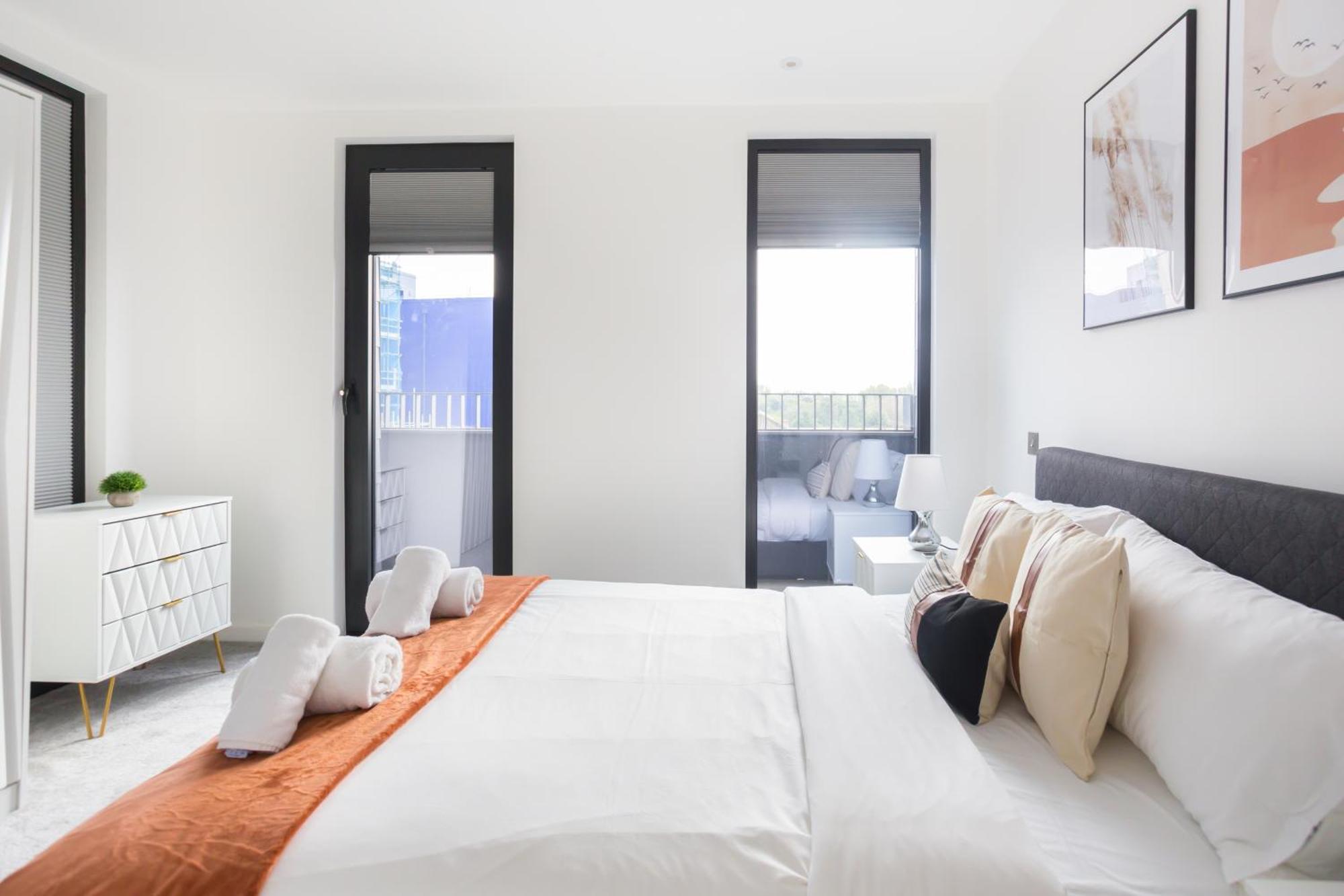 The Vale - Luxury Apartments Лондон Экстерьер фото